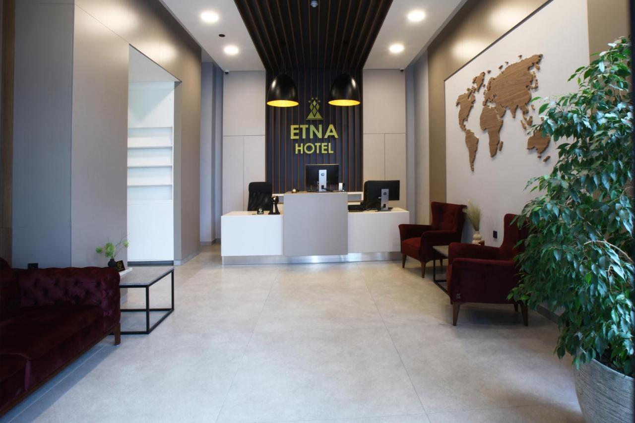 Hotel Etna Gracanica  Luaran gambar
