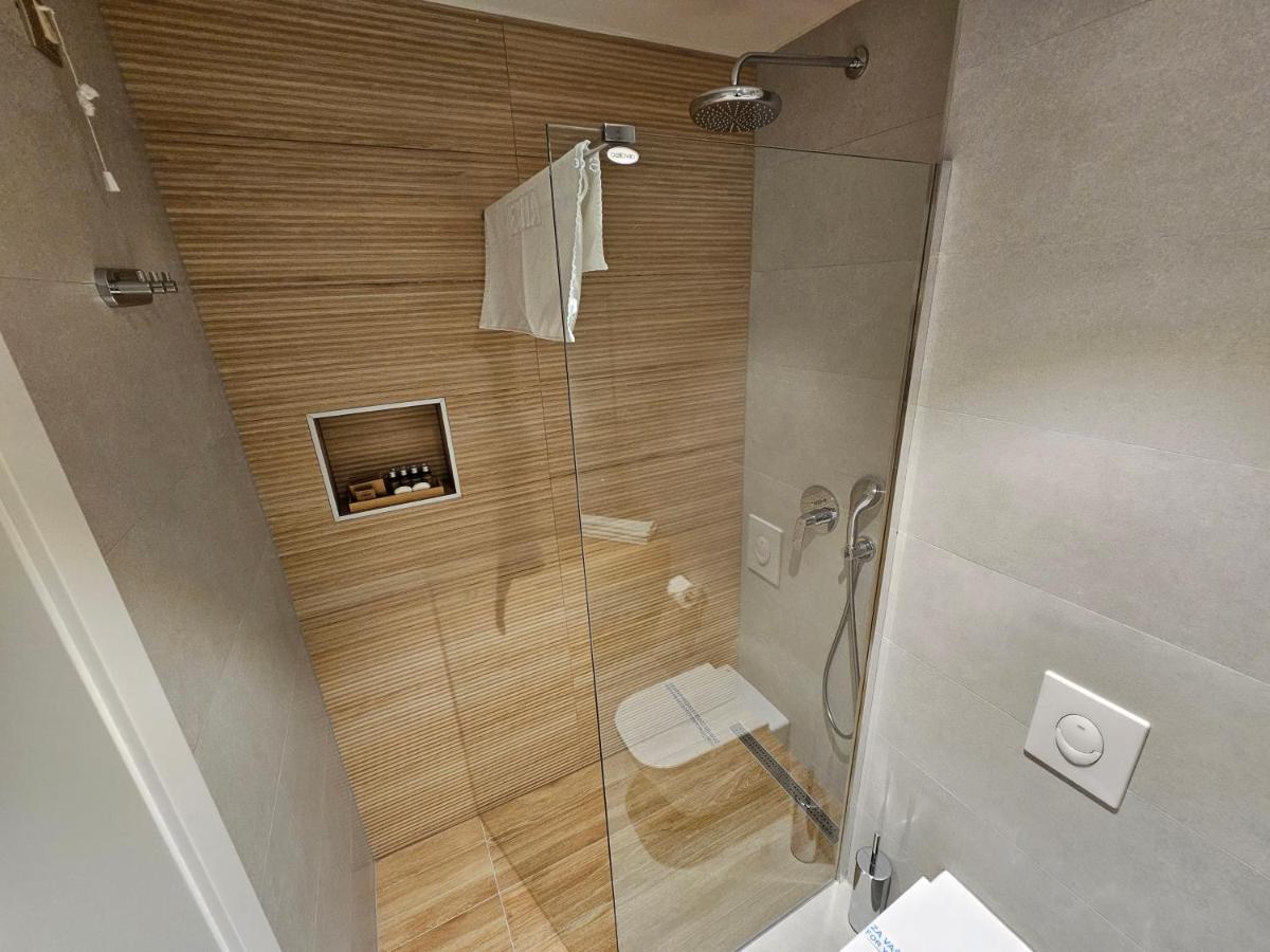 Hotel Etna Gracanica  Luaran gambar