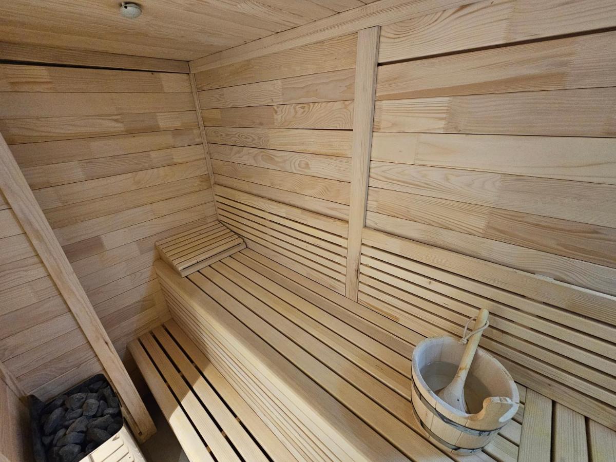 Hotel Etna Gracanica  Luaran gambar
